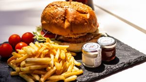 Hostel-Link-Street-food